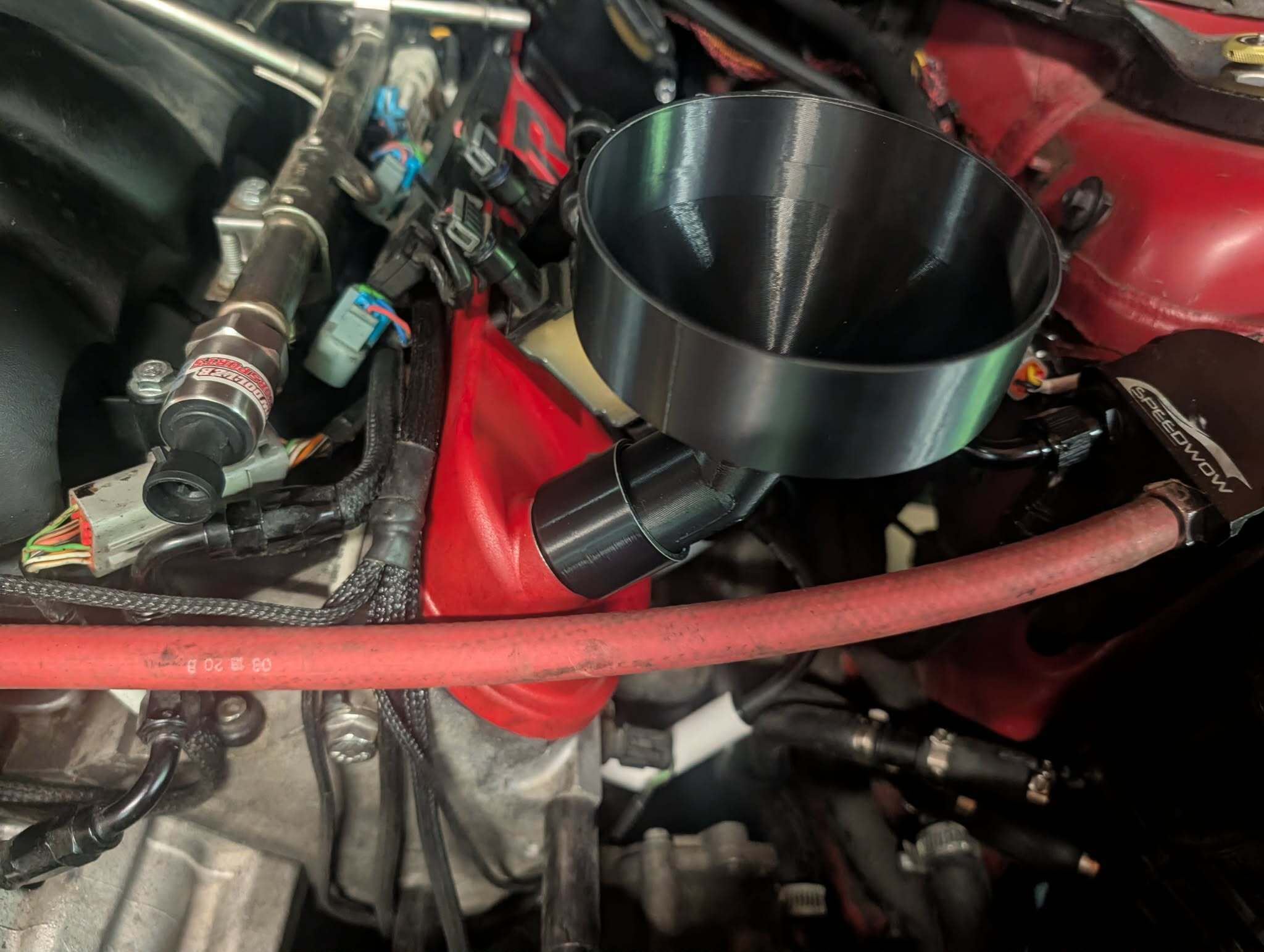 AN-12 ORB oil funnel installed on the LS BTR valve cover