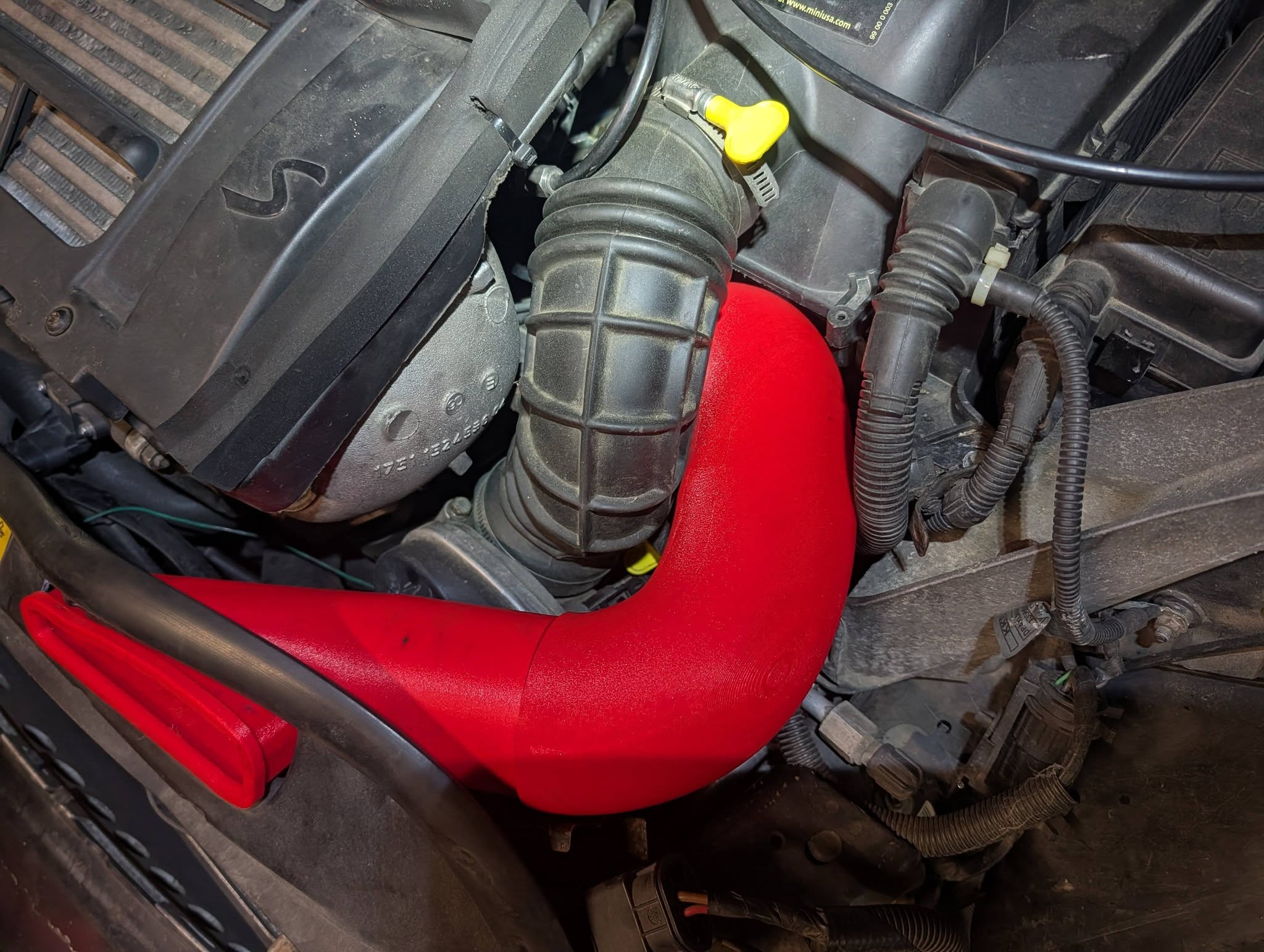 Snorkel routing through the engine bay